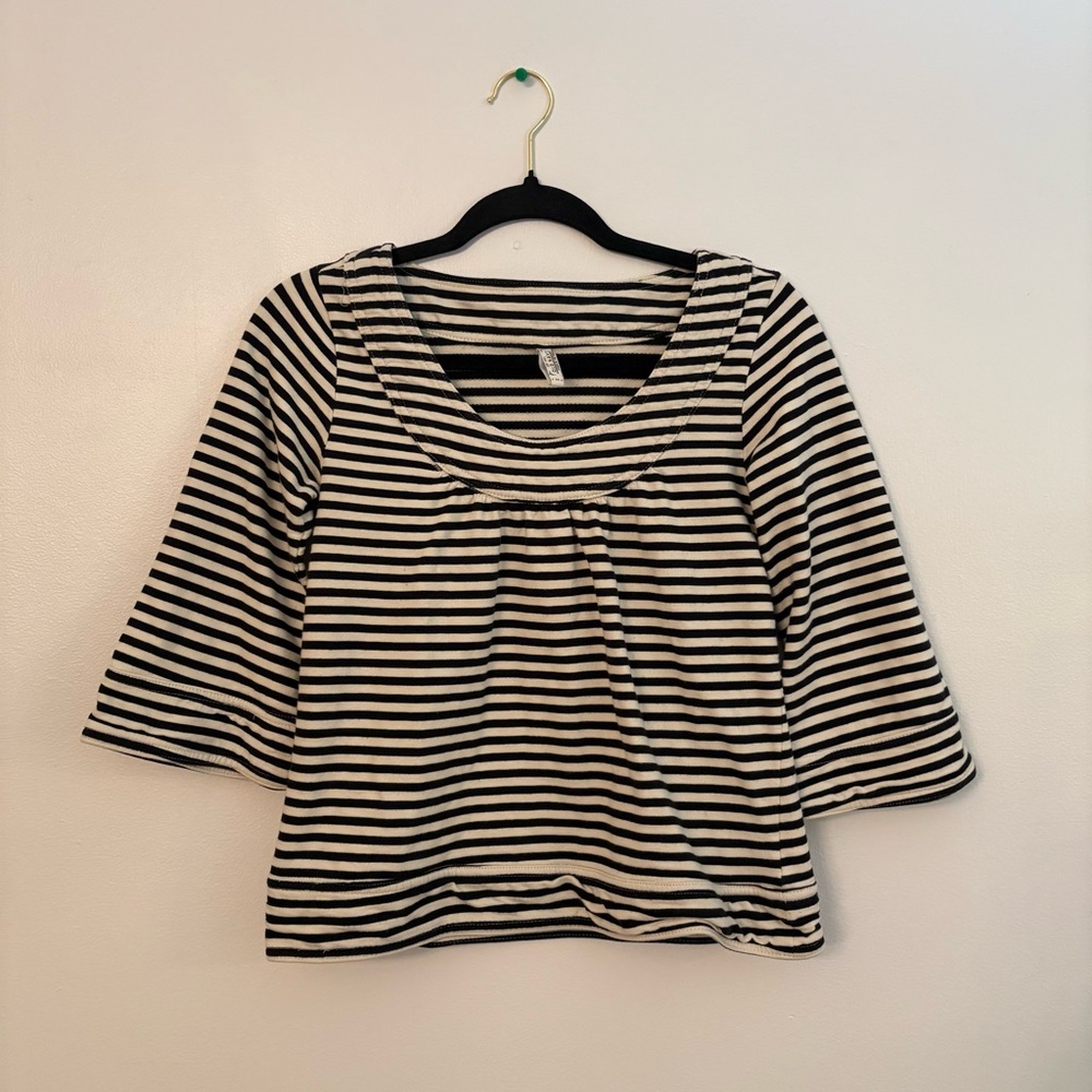 Old Navy Black and White Striped Top